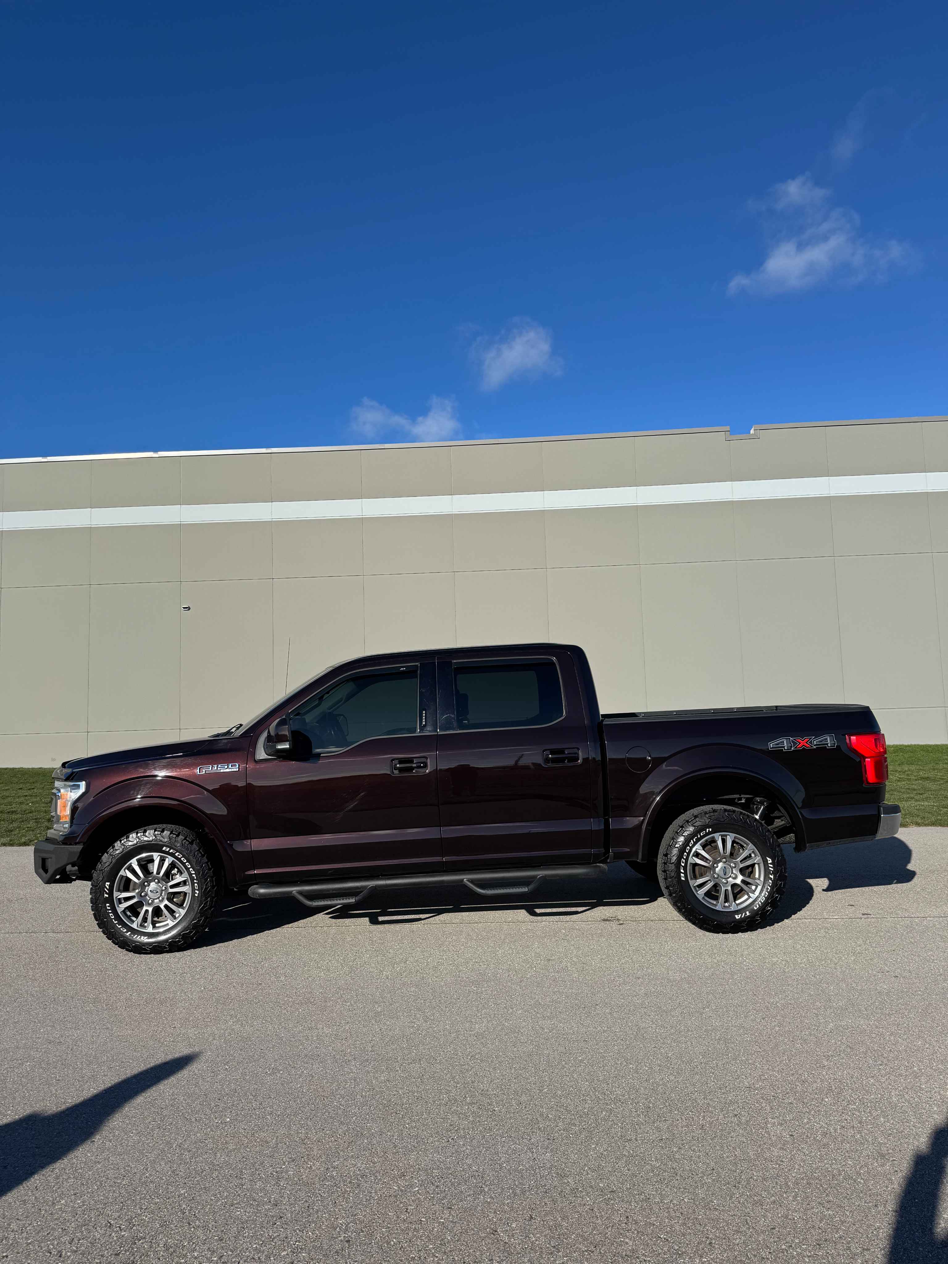 2020 Ford F150 Lariat 